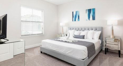 其他 2 4 Bedroom Pool Home With Water View