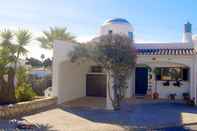 Lainnya Lovely 2 Bedroom end Townhouse in Carvoeiro