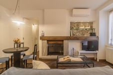 Khác Loppia Secret Garden by Wonderful Italy