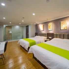 Room 1 Jinchi Business Hotel, Yuri Hotels