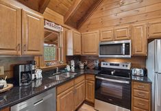 Khác 4 Bear Tracks 2 Bedroom Cabin by Redawning