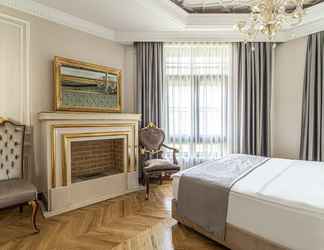 อื่นๆ 2 Stylish Studio in Historic Mansion in Beylerbeyi