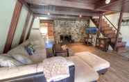 Lainnya 6 Tahoe Chalet 4 Bedroom Cabin by Redawning