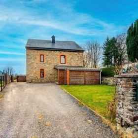 Primary image 1 러블리 홀리데이 홈 인 구비 뷔트 사우나, 바스토뉴 행정구 호텔