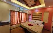 Lainnya 4 Honeymoon Houseboat