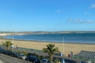 Others Stunning sea Views From Apartment in Weymouth