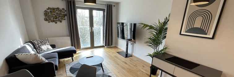 Others Stunning 2-bed Apartment in Bristol With Parking