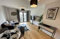 Lainnya Stunning 2-bed Apartment in Bristol With Parking