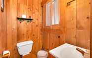 Lainnya 3 Rustic Knotty Pine