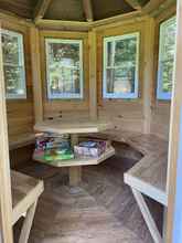 Lain-lain 4 Wild Pines Cabins