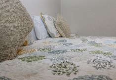 Others 5 Castle Cottage