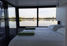 Others 2 Barco Casa Ollem