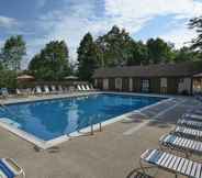 Others 3 Seven Springs 2 Bedroom Deluxe Condo, Near Swimming Pool! by Redawning