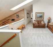 Others 4 Seven Springs Sunridge 3 Bedrooms Premium Condo, Pet Friendly! 3 Condo by Redawning