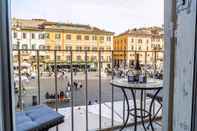 Others Piazza Navona Balcony Experience