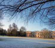 Others 7 Downing College Cambridge