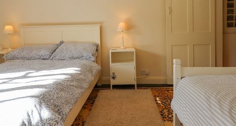 Lain-lain 2 Bodkin Cottage