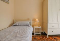 Lain-lain 4 Bodkin Cottage