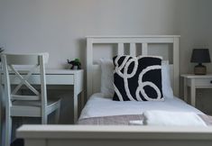 Khác 2 Apartment - Sleeps 3 - Pet Friendly - Parking