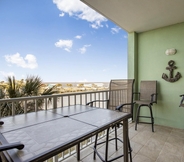 Others 3 Bayside Condo With Outdoor Pools hot tub