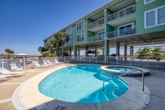 Others 4 Bayside Condo With Outdoor Pools hot tub