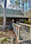 Imej utama Forest View two Bedroom, two Bath Harbor North Luxury Loft Cottage With Private hot tub o Lake on Ouachita. by Redawning