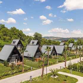 Primary image1Sapanca Thermal 溫泉華美達溫德姆度假村,萨卡里亚大学飯店