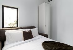 Others 6 New Design & Sunny Balcony in TLV Center