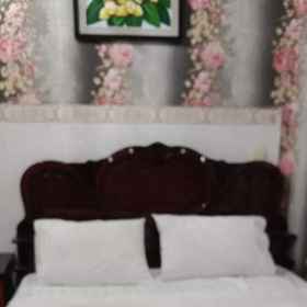 Room 1 Unique Hotel Management Service, Khách sạn Sân vận động Cũ