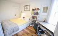 Lain-lain 2 Leslieville Cozy & Bright Apt in Trendy Beaches