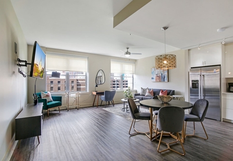 Others Ideal Condo a Short Ride Away from French Quarter