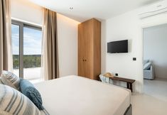 Others 6 Eden Kythira