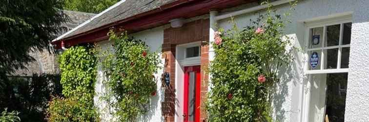 Others Gorgeous Comrie Cottage, hot tub & Mountain Views
