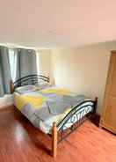 Primary image 4-bed House in South London