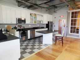 Salisbury Riverfront Lofts, Rp 2.959.030