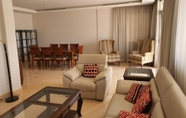 Lain-lain 2 Vesta - Luxury Apt - 3BR - Cfc VII