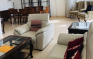 Lainnya 3 Vesta - Luxury Apt - 3BR - Cfc VII