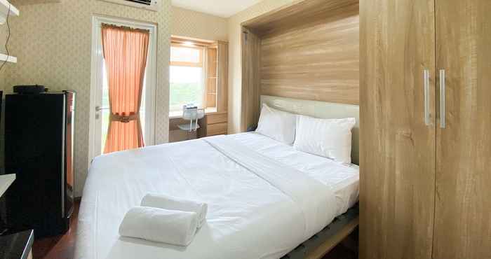 Khác Cozy Stay Studio Room At Springlake Summarecon Bekasi Apartment