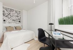 기타 2 Emilii Plater Apartment by Renters