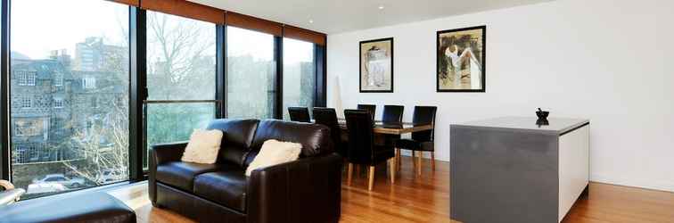 Khác 273 Stylish 2 Bedroom Apartment in the Quartermile Development - Offers Private Parking