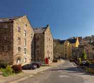 Others 5 400 Attractive 2 Bedroom Apartment in Lovely Dean Village