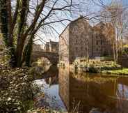 Others 4 400 Attractive 2 Bedroom Apartment in Lovely Dean Village