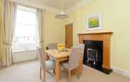 Others 5 380 Charming one Bedroom Property in an Attractive Residential Area With Great Cafes Restaurants and Shops Nearby