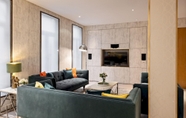 Others 5 Park Lane 4-bed Huge Designer pad