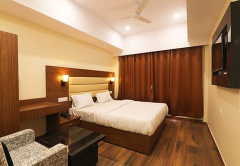 Others FabHotel Blueark