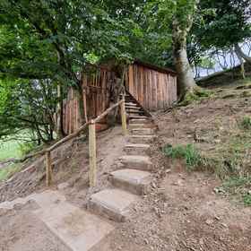 Primary image 1 Tree House, Hotel Troedyraur