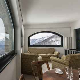 Room 1 Il Larice by Wonderful Italy, Province of Como Hotels