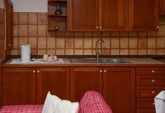 Others 5 Ca Bearly in Nesso With 1 Bedrooms and 1 Bathrooms