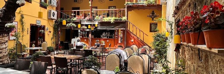 Lain-lain Tarihi Sarı Konak