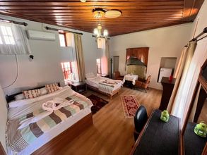 Lain-lain 4 Tarihi Sarı Konak